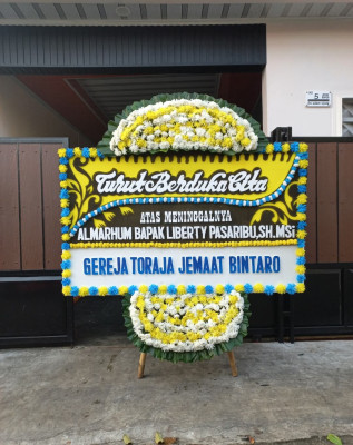 Papan Bunga Duka di Mangkubumi